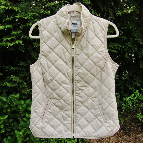 Old Navy Lightweight Quilted Insulated Zip-Front Vest - Picture 1 of 3